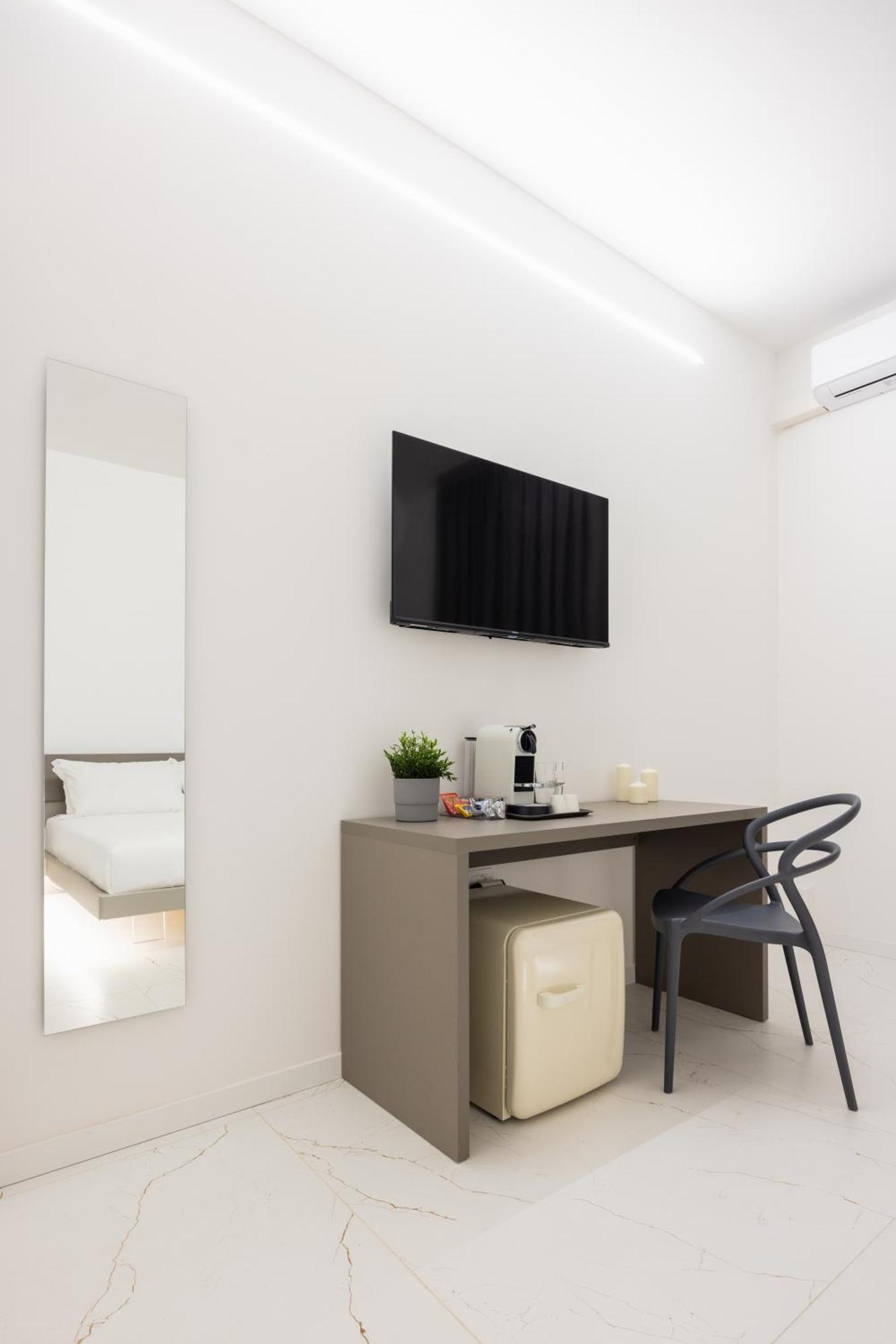 Excelsior Station Suite Bologne Extérieur photo