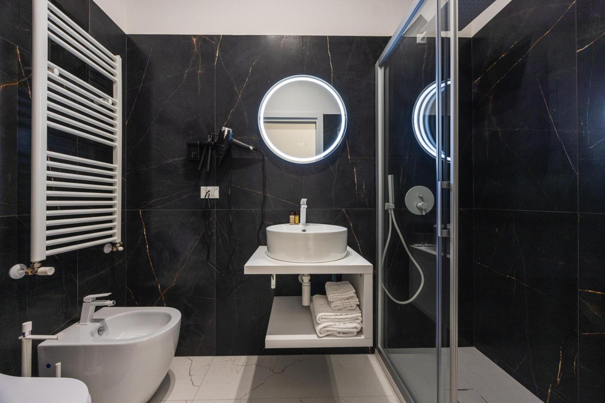 Excelsior Station Suite Bologne Extérieur photo